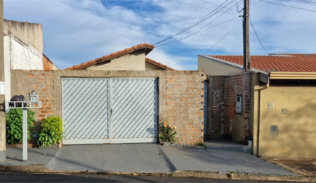 Casa à venda com 2 quartos em Residencial Astolpho Luiz do Prado, São Carlos, SP