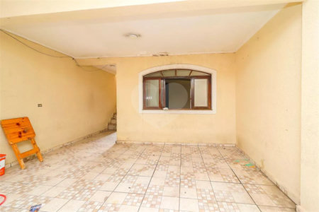 Casa com 100m², 3 dormitórios, 2 vagas, à venda em Itaquera
