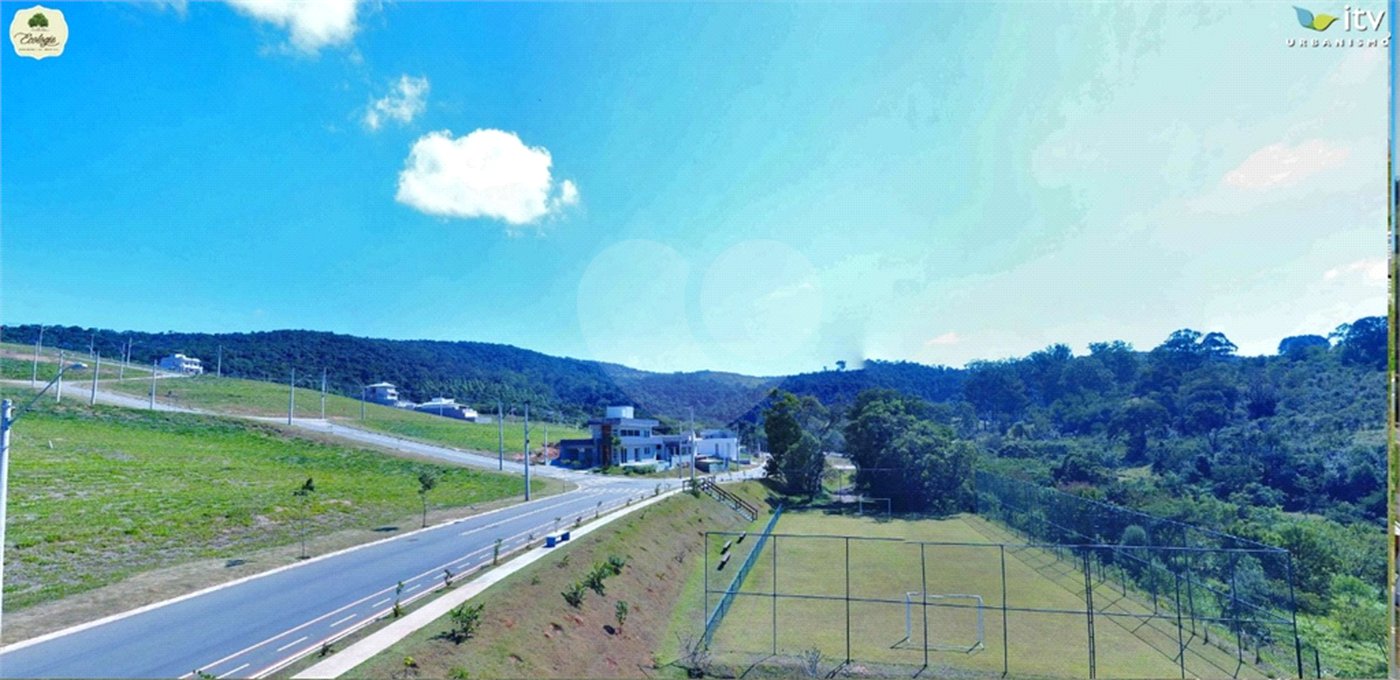 Vende-se terreno em Itatiba no condomínio Ecologie.