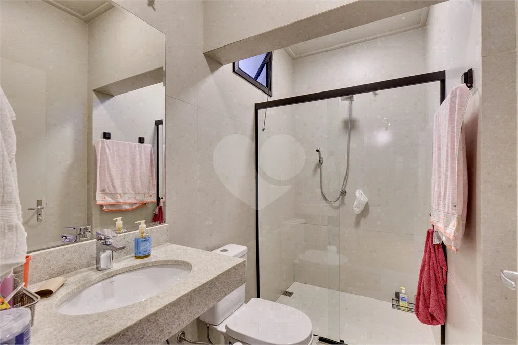 Casa de Vila à venda com 5 quartos, sendo 3 suítes, em Jardim Hípico, São Paulo, SP