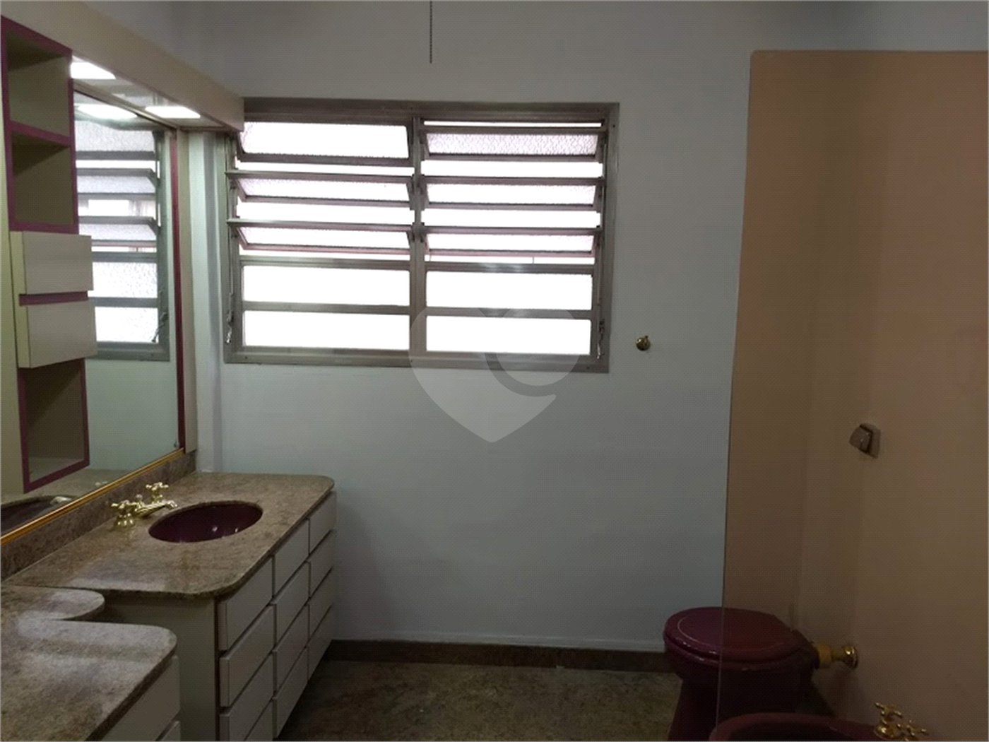 Apartamento para venda ou locação, 4 quartos (1 suíte), na Bela Vista, R Cincinato Braga