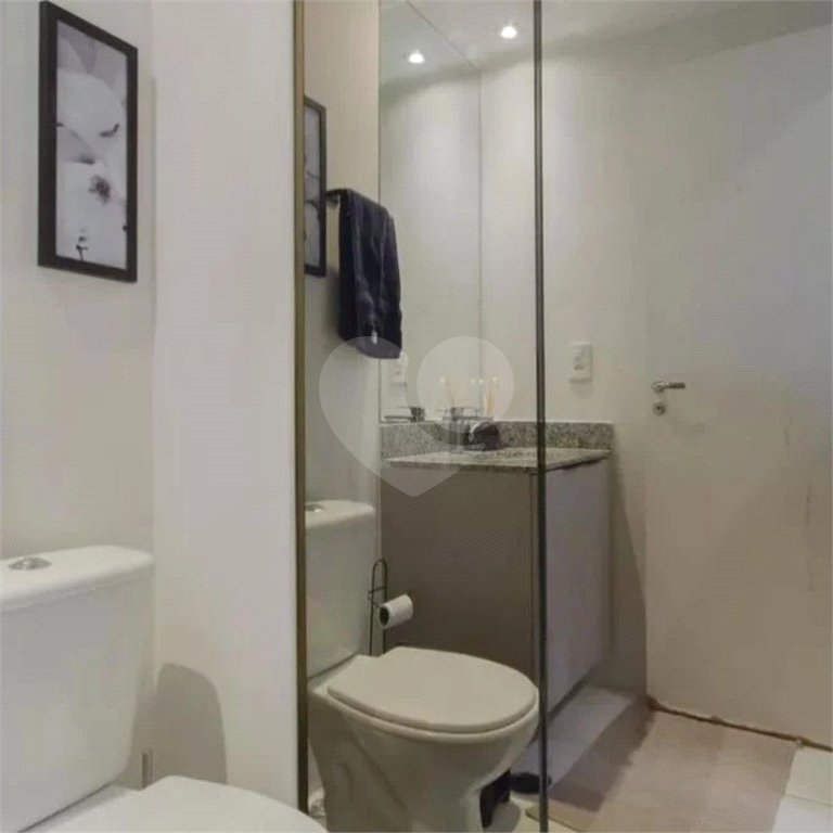 Apartamento no Ipiranga de 68m2 com 2 dorms, 1 suíte, 2 banheiros, 1 vaga. Estuda permuta.