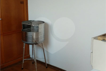 Apartamento à venda no bairro Bela Vista.