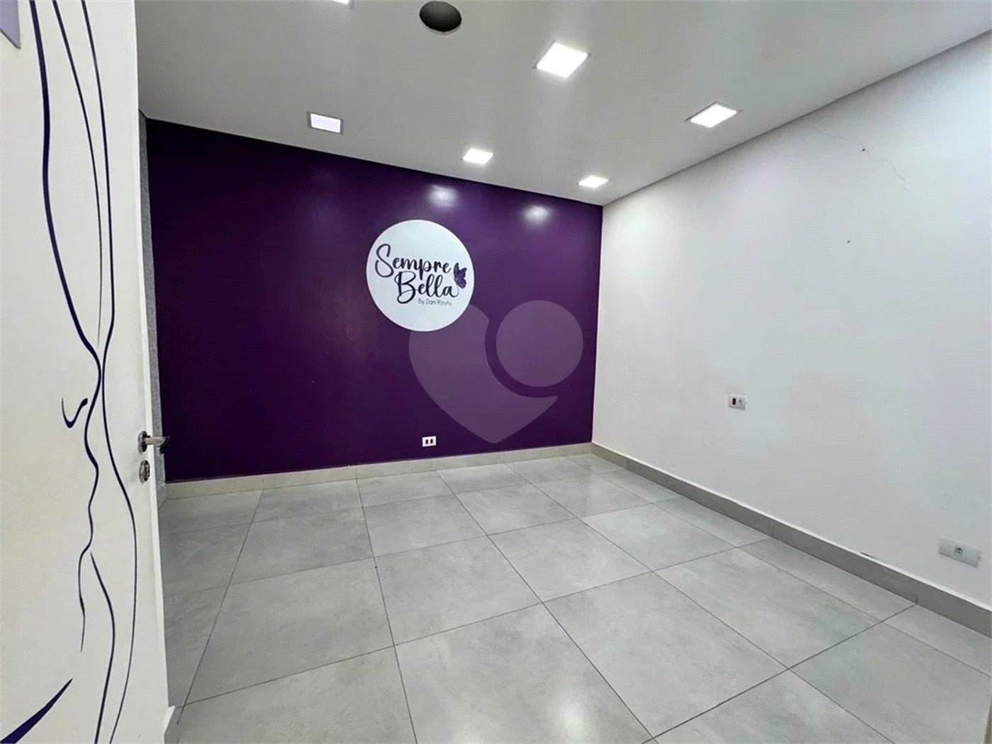 Imóvel Comercial para Venda e Locação no bairro Alto.