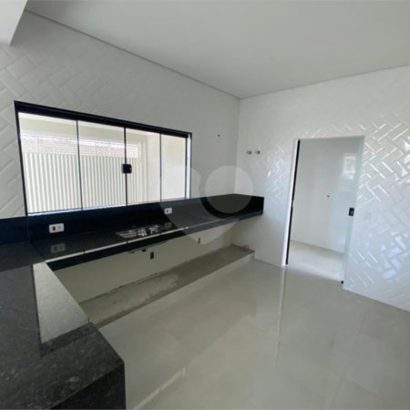 Casa térrea nova para venda no Parque Belvedere