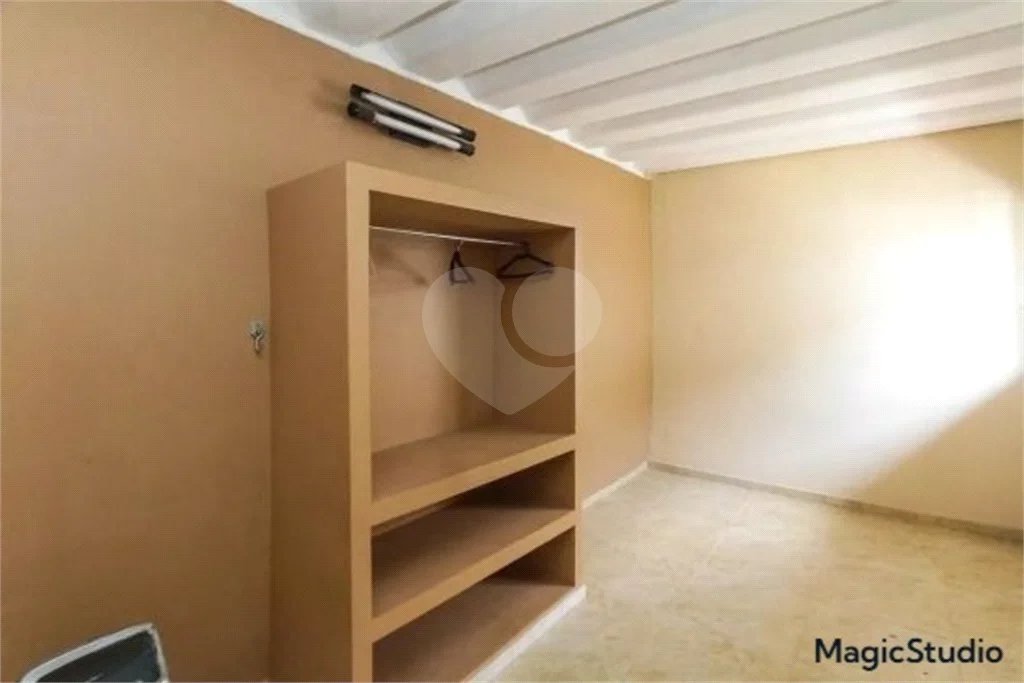 Casa com 154m², 2 dormitórios, 1 vaga, à venda na Vila Ema.