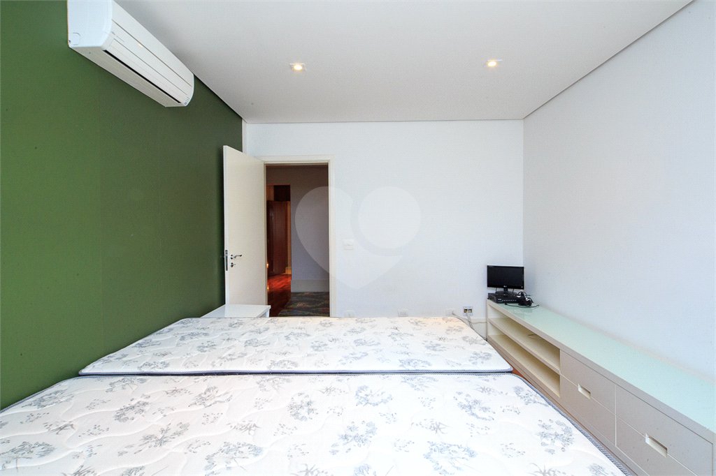 Apartamento à venda com 4 suítes em Alto da Boa Vista, São Paulo, SP