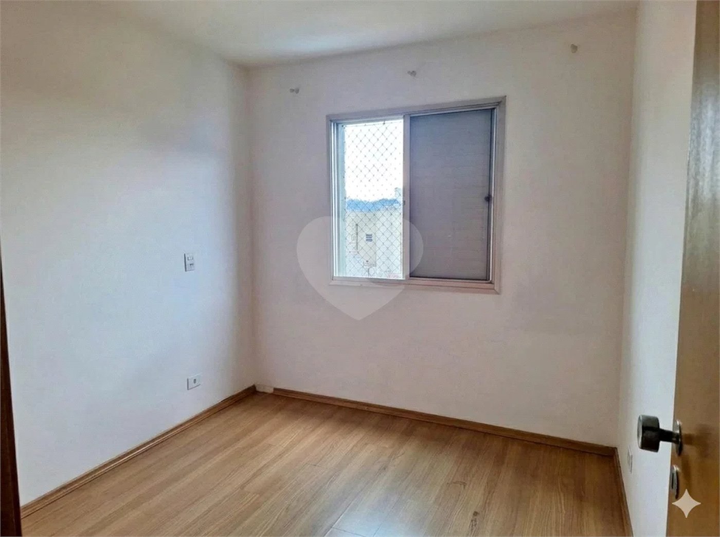 Apartamento à venda 2 dormitórios,75 m2 ,1 vaga-Campo Belo