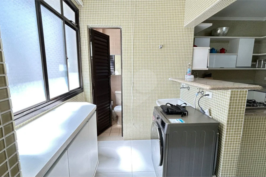 Apartamento à venda com 4 quartos, sendo 2 suítes,  em Riviera de São Lourenço, Bertioga, SP