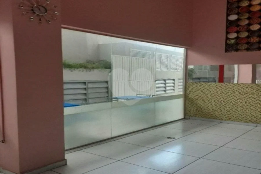 Imóvel térreo com mezanino, com 63,54 m² Edif. Lex Offices.
