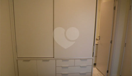 Apartamento à venda no Aeroporto