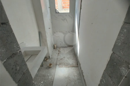 Apartamento 2 dormitórios (1 suíte) com vaga garagem, excelente localização, programa MCMV