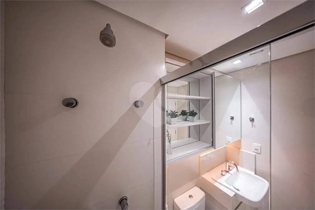 Apartamento à venda com 3 suítes em Jardim Fonte do Morumbi, São Paulo, SP