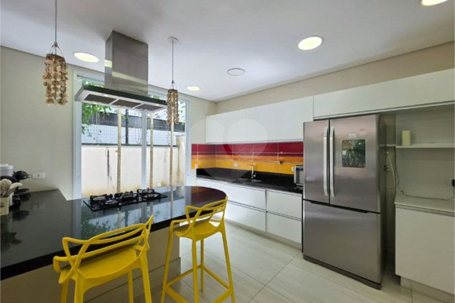 Casa à venda com 6 quartos, sendo 4 suítes,  em Riviera de São Lourenço, Bertioga, SP