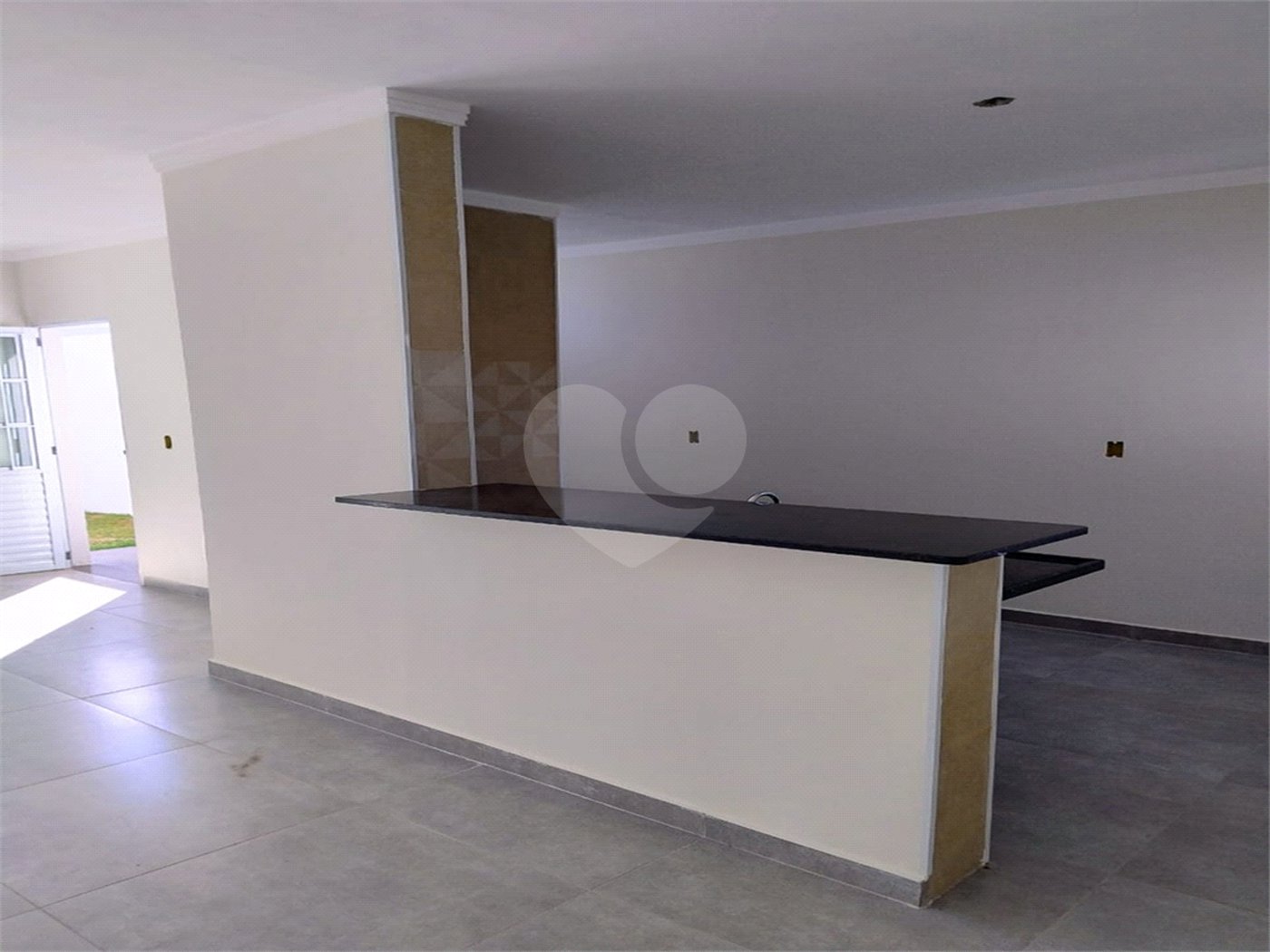 Casa nova 2 quartos dois banheiros Jardim Hikari