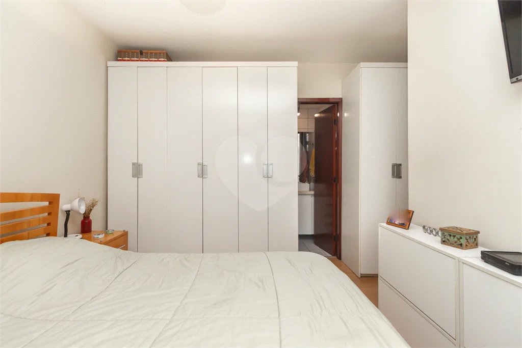 Apartamento - Mooca - 3 Quartos / 1 Suíte - 2 Vagas - Venda / Compra