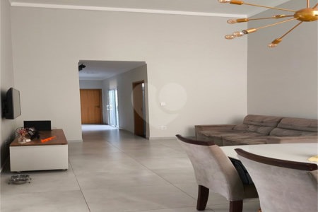 Casa térrea a venda no Jardim Embaré