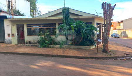 Casa à venda com 3 quartos em Parque Santa Felícia Jardim, São Carlos, SP