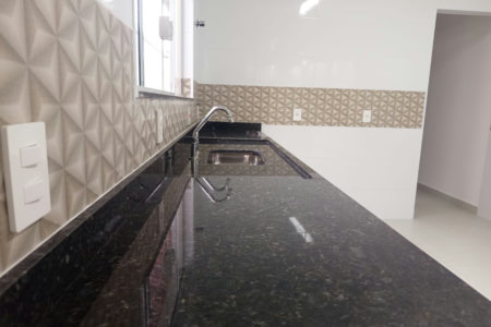 🌊✨ Oportunidade Única na Praia Grande – Casa Nova com Piscina a Apenas 390m do Mar! ✨🌊