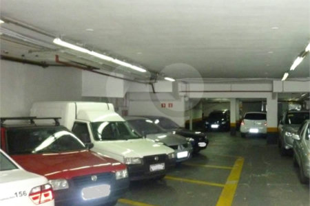 SALÃO COMERCIAL DE 375 M² EM PINHEIROS