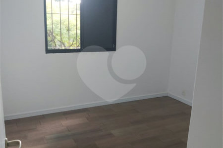 Apartamento à venda no condomínio Torres do Taboão, com 56m²