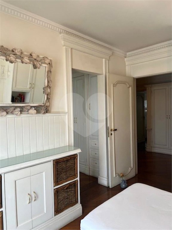 Apartamento à venda com 4 suítes em Santa Cecília, São Paulo, SP