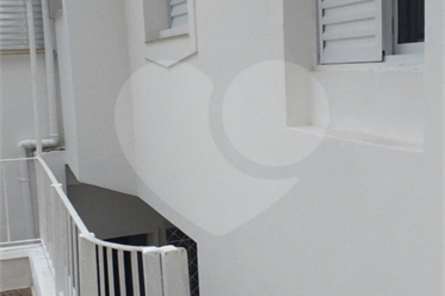 Sobrado à venda com 4 quartos em Santana, São Paulo, SP