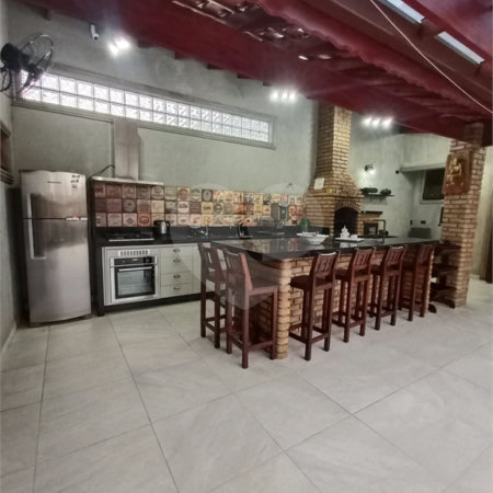 Casa à venda com 3 suítes no condomínio Aruã, Mogi das Cruzes - SP