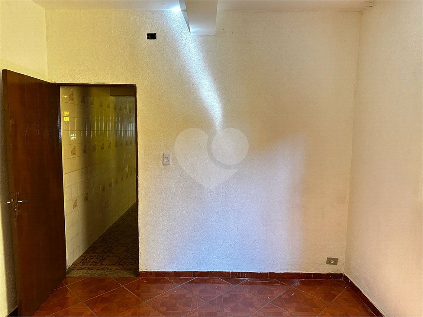 Sobrado à venda com 4 quartos, sendo 1 suíte, em Vila Amorim, Suzano, SP