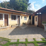 Casa à venda ou para alugar com 5 quartos, sendo 1 suíte, em Cumbari, Mairiporã, SP