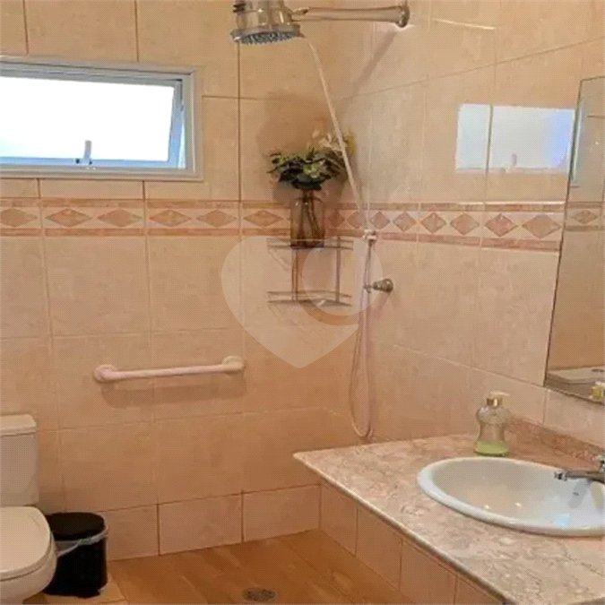 Sobrado à venda com 3 quartos, sendo 1 suíte, em City Recanto Anastácio, São Paulo, SP