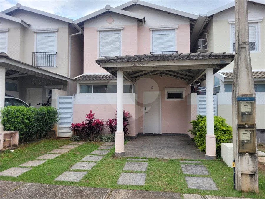 Casa à venda com 3 quartos, sendo 1 suíte, no condomínio Arte de Viver, Sorocaba - SP