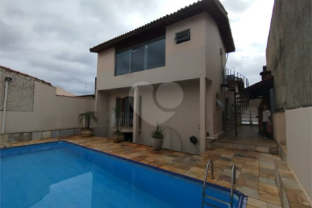 Casa à venda com 3 quartos, sendo 1 suíte, em Jardim Leocádia, Sorocaba, SP
