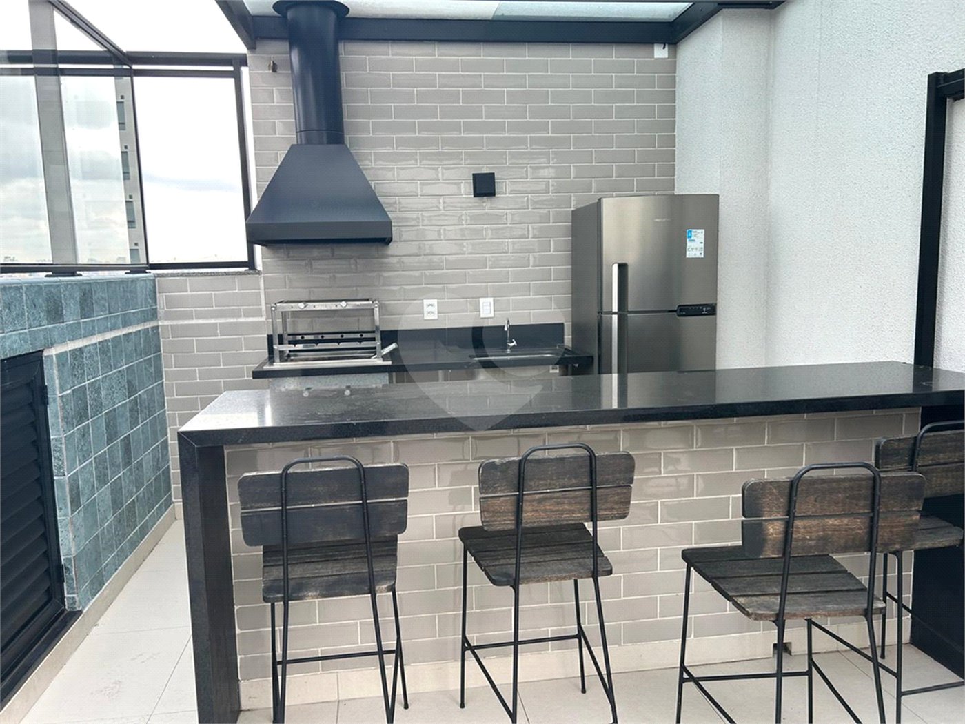 Apartamento à venda com 2 suítes em Cerqueira César, São Paulo, SP