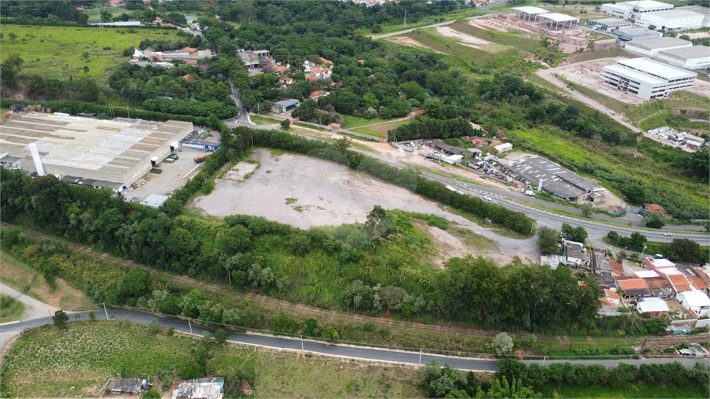 Terreno à venda em Leitão, Louveira, SP
