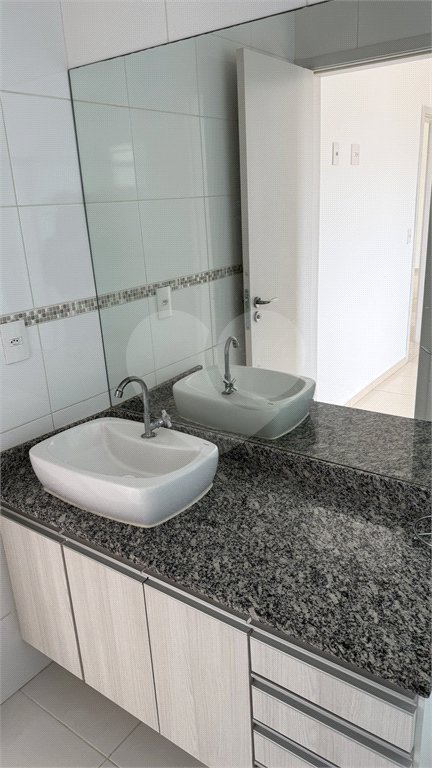 Apartamento à venda com 3 quartos, sendo 1 suíte,  em Jardim Nova Era, Salto, SP