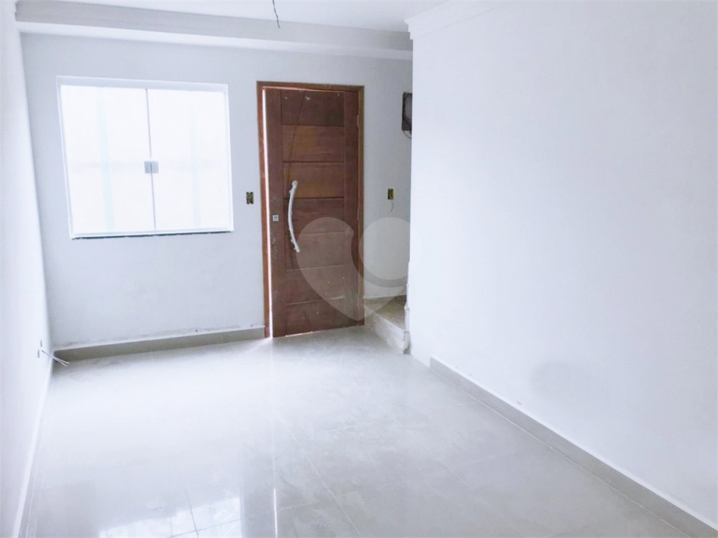 Casa à venda com 2 suítes no condomínio Residence Adelina, São Paulo - SP