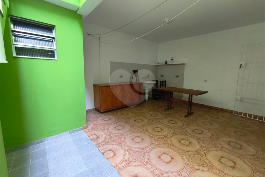 Sobrado à venda com 3 quartos, sendo 1 suíte, em Vila Albertina, São Paulo, SP