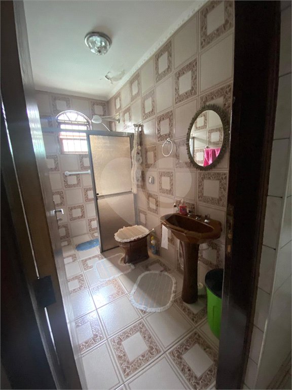 Sobrado à venda com 3 quartos em Jardim Imperador, Suzano, SP