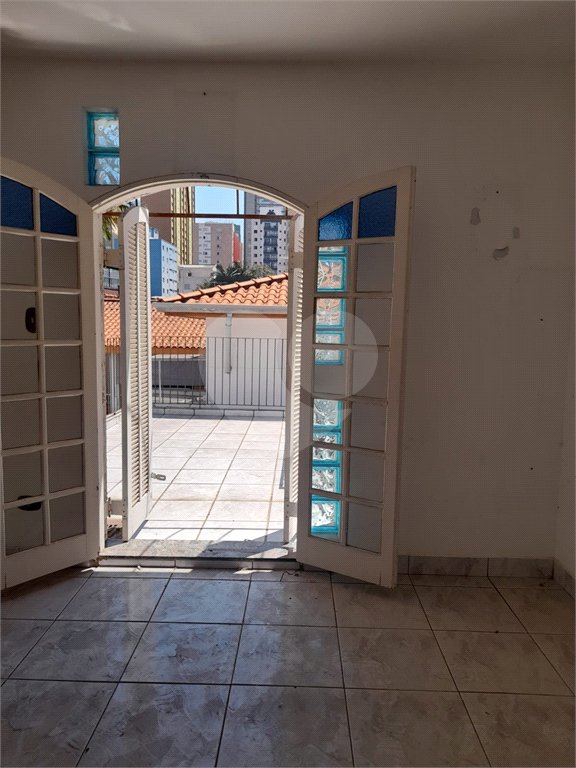 Sobrado à venda com 3 quartos, sendo 1 suíte, em Vila Mariana, São Paulo, SP