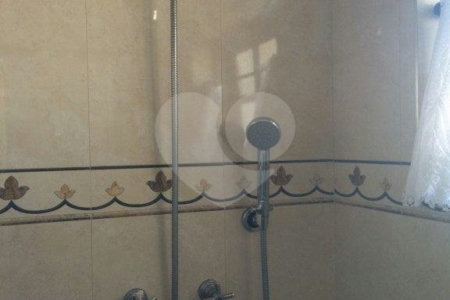 Sobrado à venda com 5 quartos, sendo 4 suítes,  em Vila Mazzei, São Paulo, SP