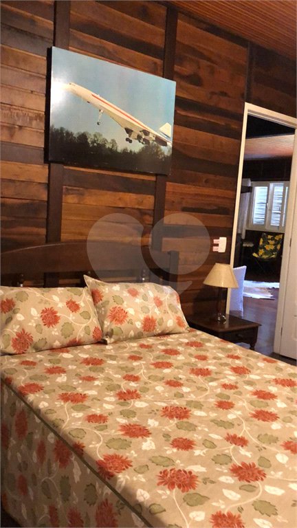 Casa à venda com 6 quartos, sendo 4 suítes,  em Parque do Imbui, Teresópolis, RJ