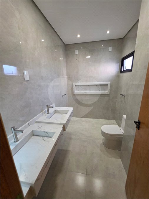 Casa à venda com 3 quartos, sendo 2 suítes, no condomínio Reserva Ipanema, Sorocaba - SP