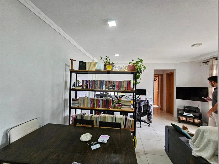 Apartamento à venda com 2 quartos, sendo 1 suíte, em Cidade Alta, Piracicaba, SP