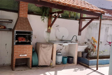 Sobrado à venda com 6 quartos, sendo 3 suítes, em Vila Divina Pastora, São Paulo, SP