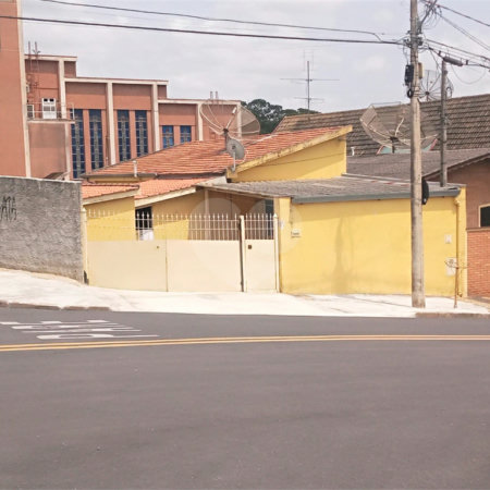 Casa à venda com 3 quartos em Jardim Santo Antônio, Valinhos, SP
