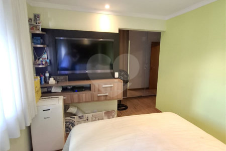 Apartamento à venda com 3 suítes em Jardim Marajoara, São Paulo, SP