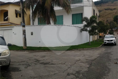 Casa à venda com 4 quartos, sendo 1 suíte, em Campo Grande, Rio de Janeiro, RJ