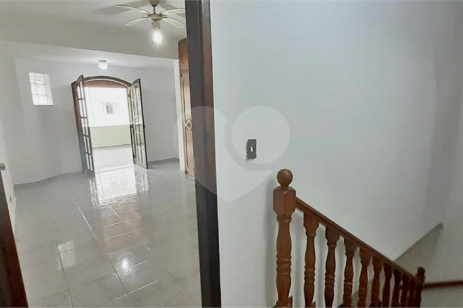 Sobrado à venda com 4 quartos, sendo 2 suítes,  em Vila Maria, São Paulo, SP