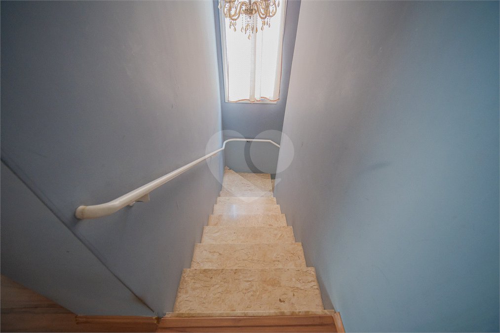Casa à venda com 3 quartos, sendo 1 suíte,  no condomínio Queluz Vita - Casas, Cotia - SP